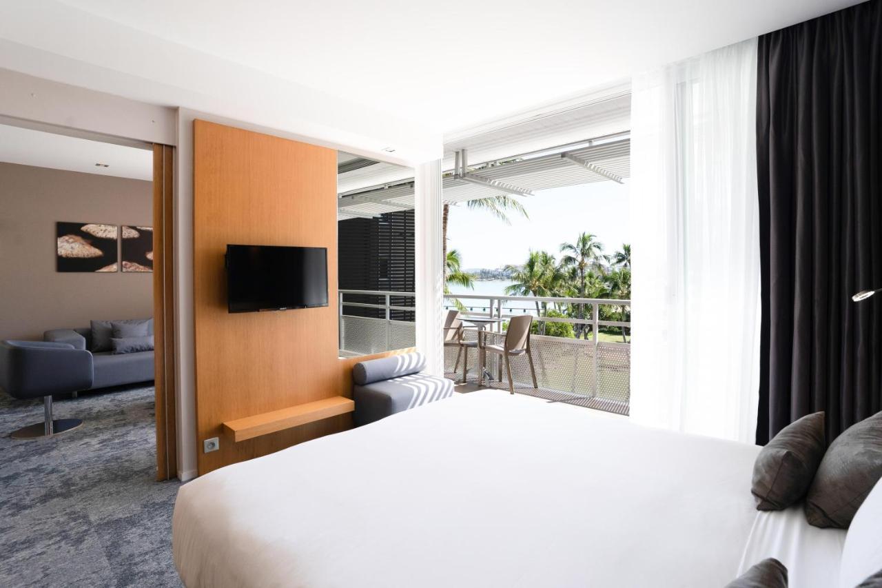 Chateau Royal Beach Resort & Spa, Noumea Buitenkant foto