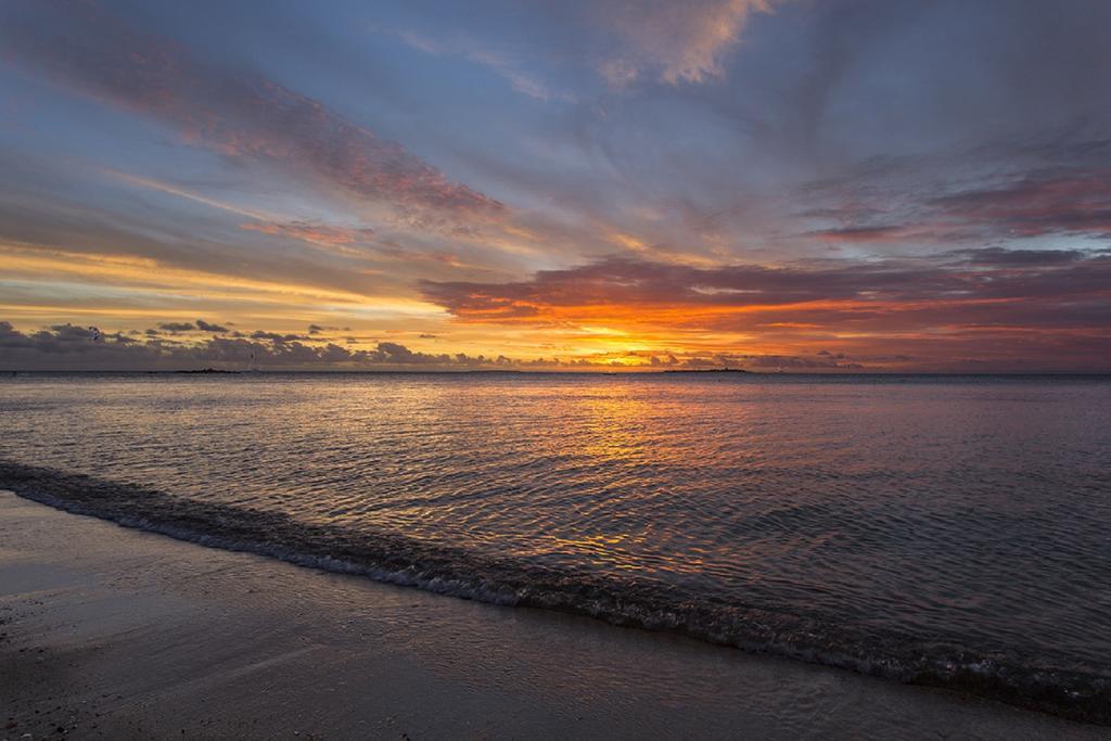 Chateau Royal Beach Resort & Spa, Noumea Buitenkant foto