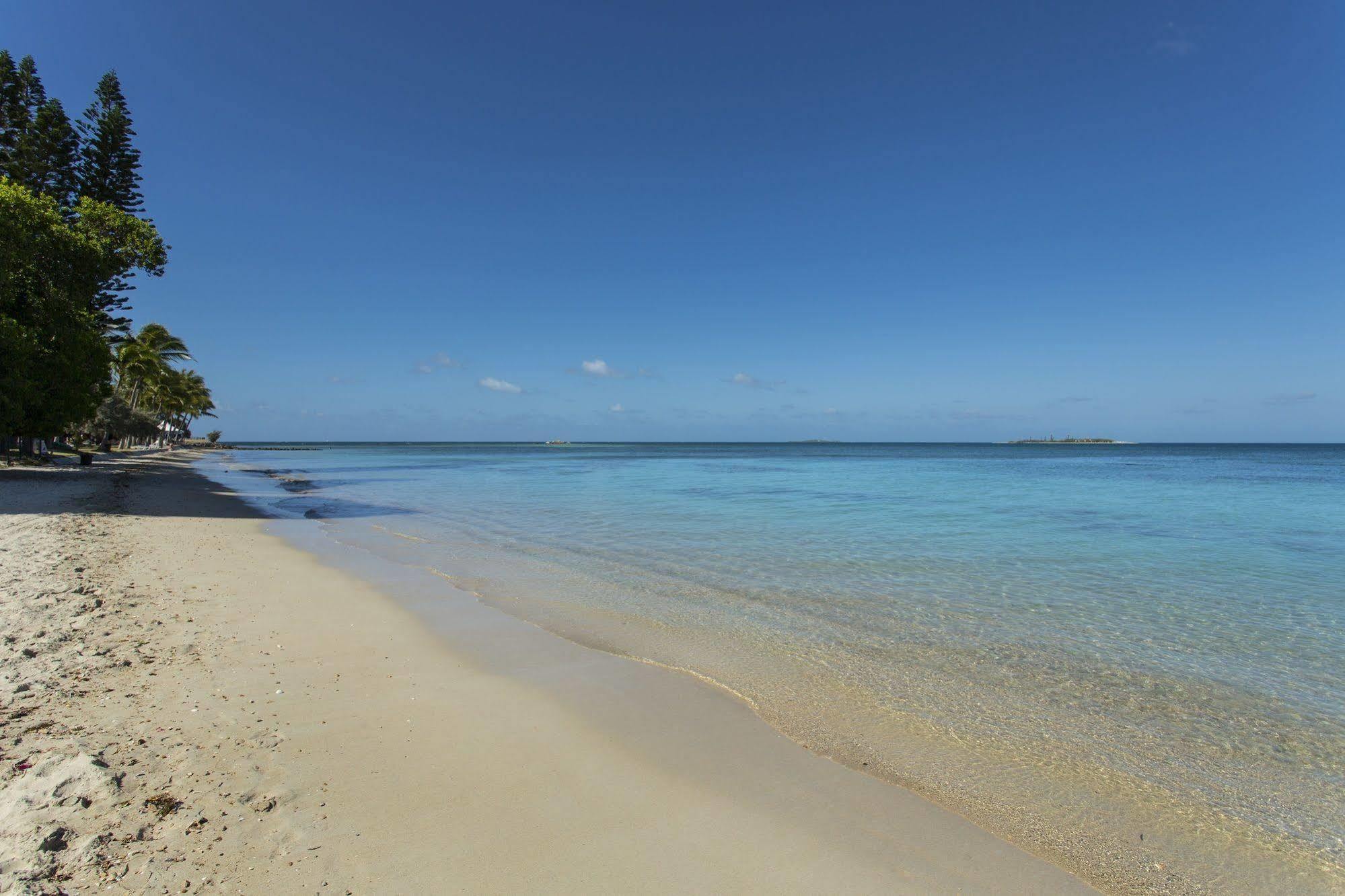 Chateau Royal Beach Resort & Spa, Noumea Buitenkant foto